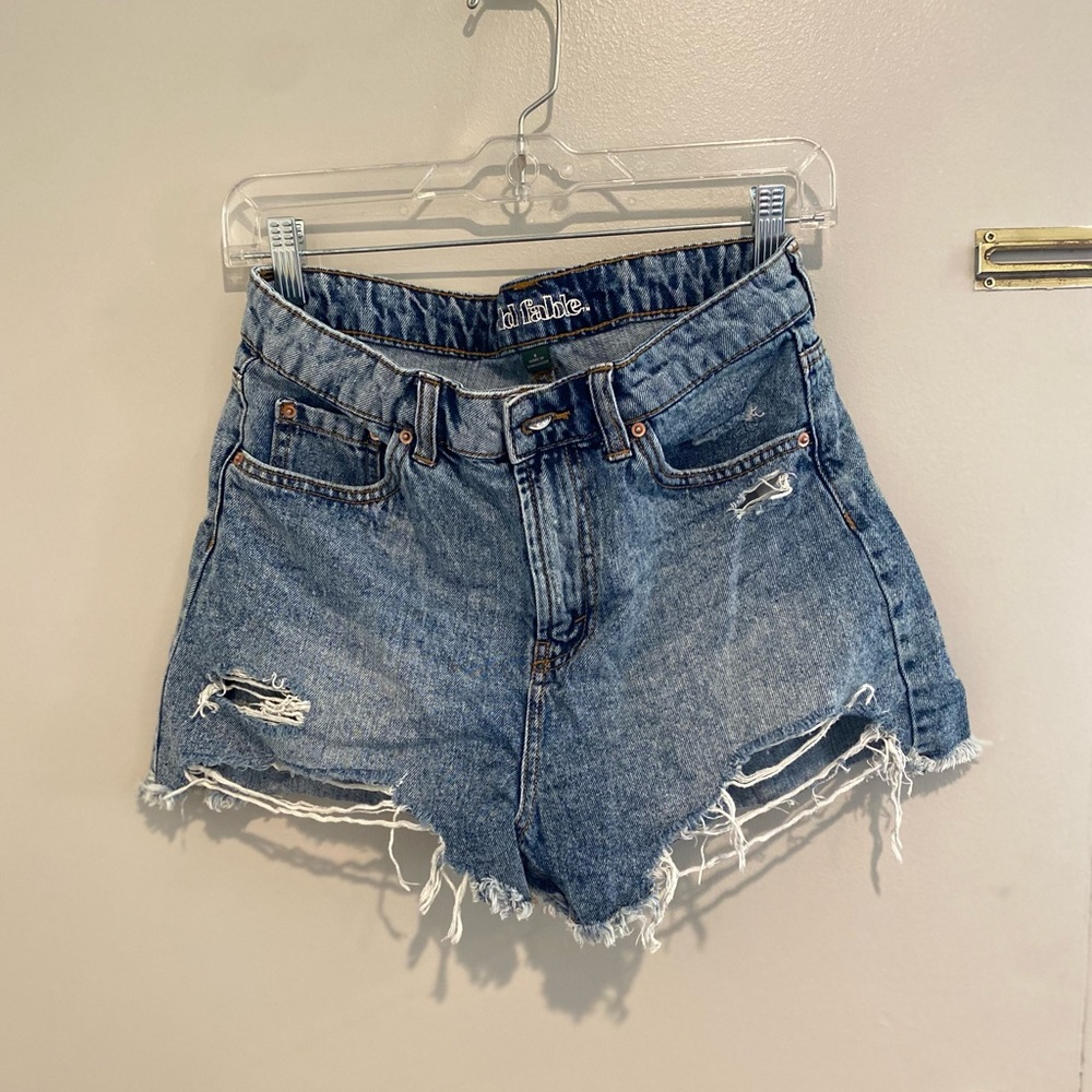 High wasted Jean shorts